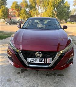 نيسان ألتيما